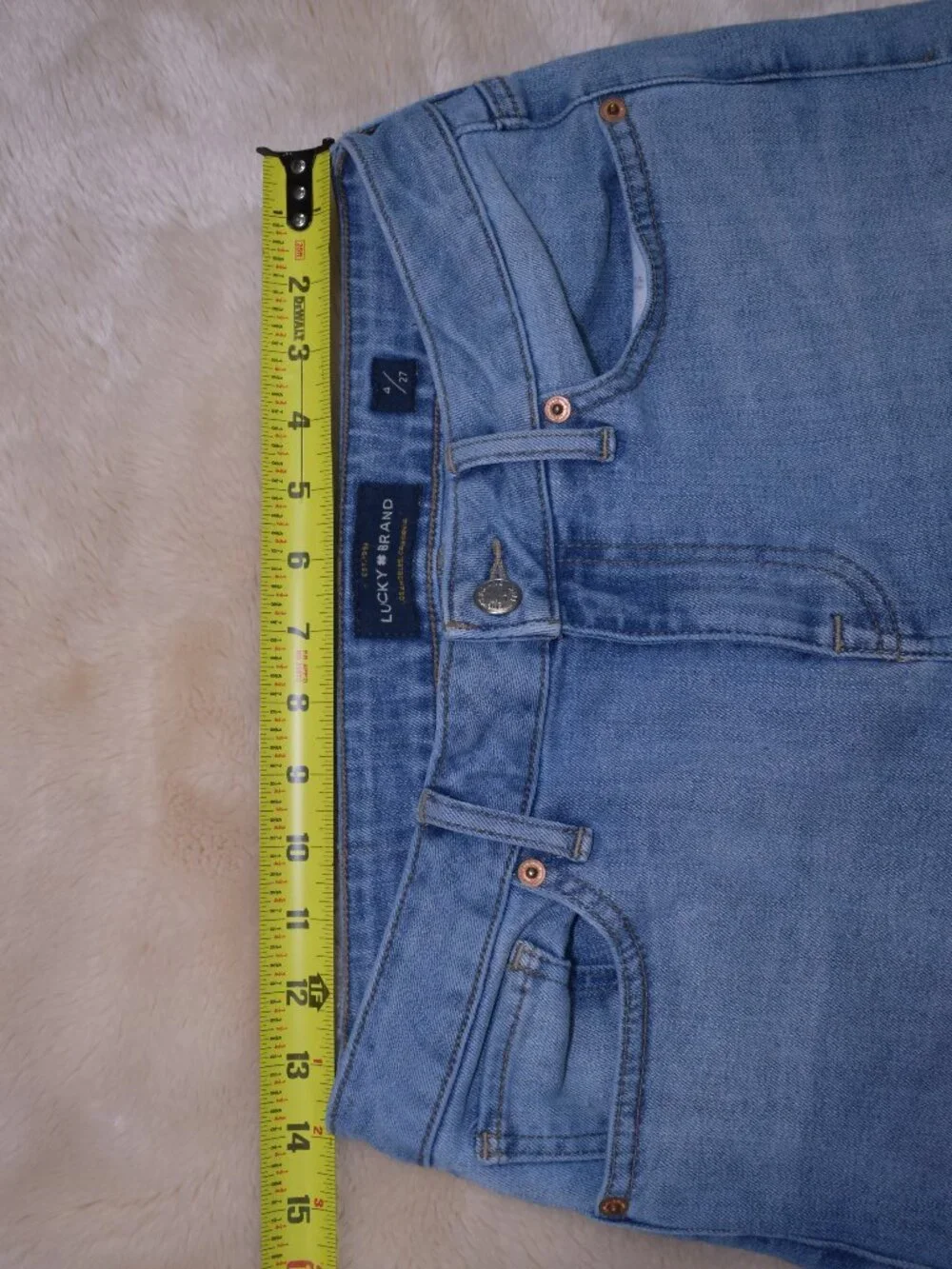 Lucky Brand Bermuda Denim Shorts Size 4/27 Light Wash Distressed Stretch Jean